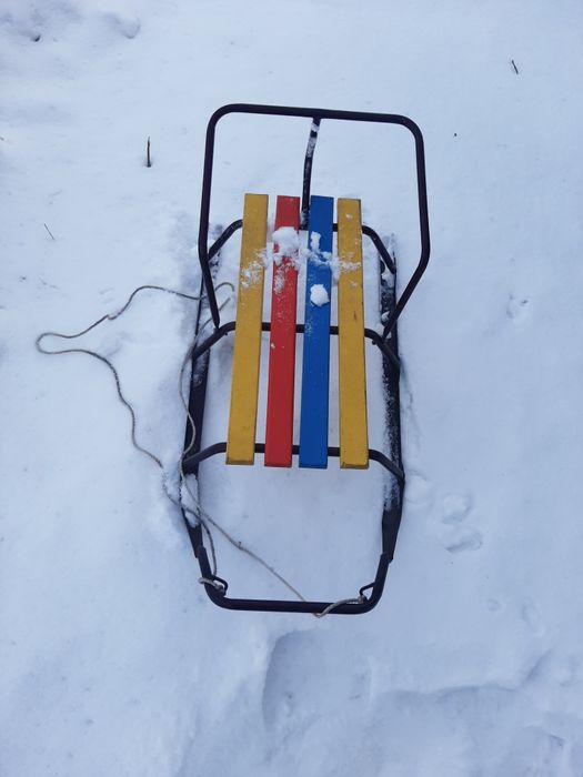 Продам сани десткие