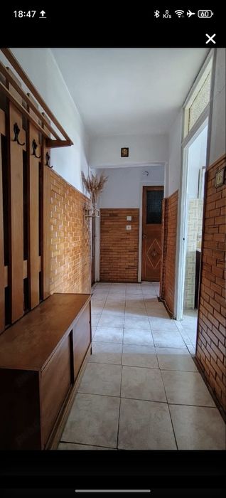 Închiriez o cameră într-un apartament