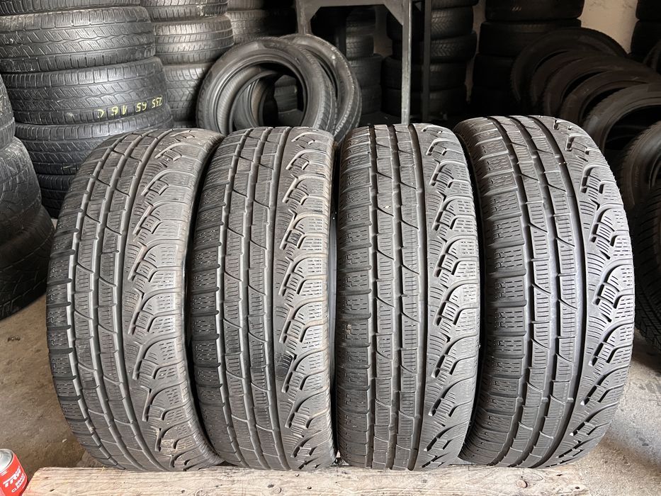4 anvelope iarna 205/60/16 , pirelli !