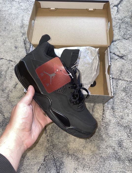 Jordan 4 Black Cat