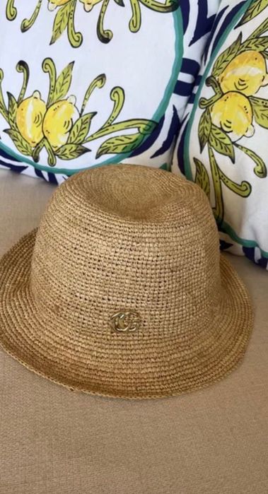 Шапка по модел на Gucci