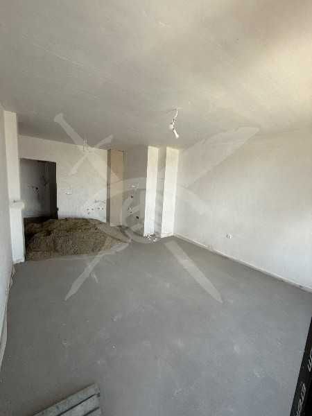 Продава се Двустаен апартамент в Пловдив, Тракия - 72 кв.м за 1303 €/кв.м - Снимка #2