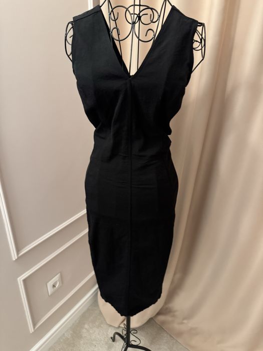 Италианска секси черна рокля