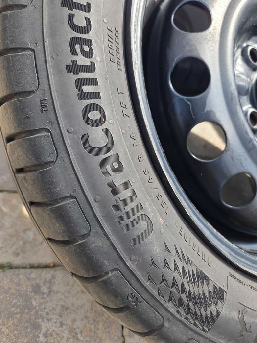 Vand 2 roti vara 155/65/R14 sursa autoturism Peugeot 107