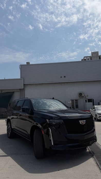 Cadillac Escalade 2024 yil teziga sotiladi