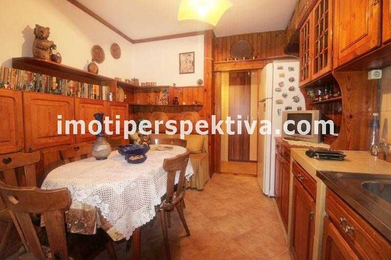 Продава се Тристаен апартамент в Пловдив, Център - 68 кв.м за 2011 €/кв.м - Снимка #11