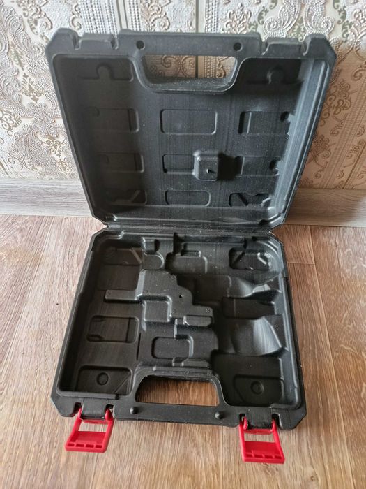 Ящик для хранения шуруповерта