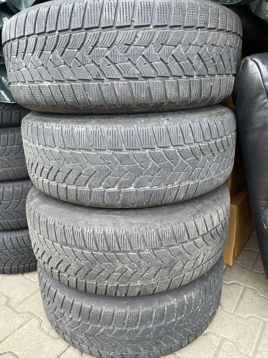 Jante Alutec R17 5x120 cu cauciucuri de iarna Dunlop