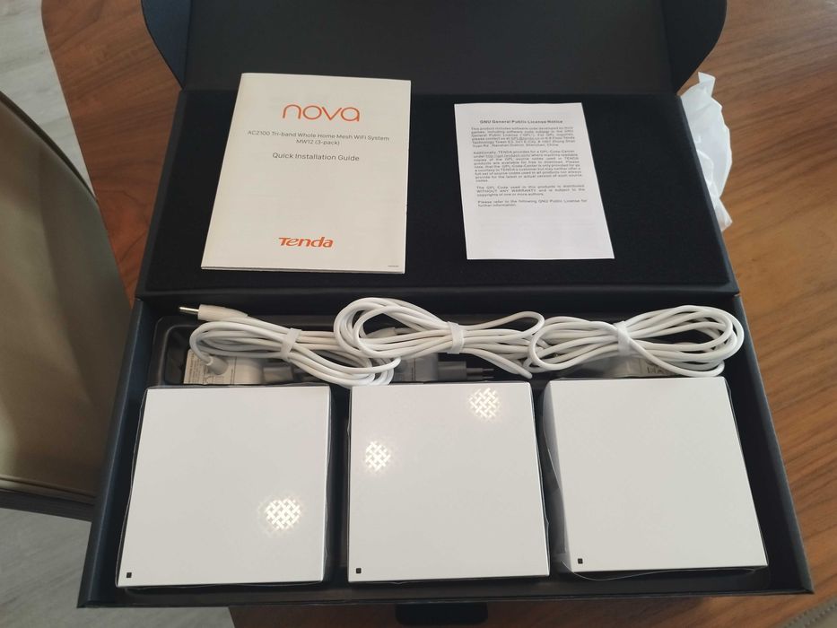 Sistem Mesh Tenda Nova MW12 Tri-band AC2100, IPv6, acoperire 350 mp