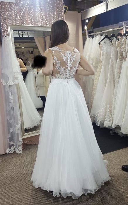 Vand rochie mireasa