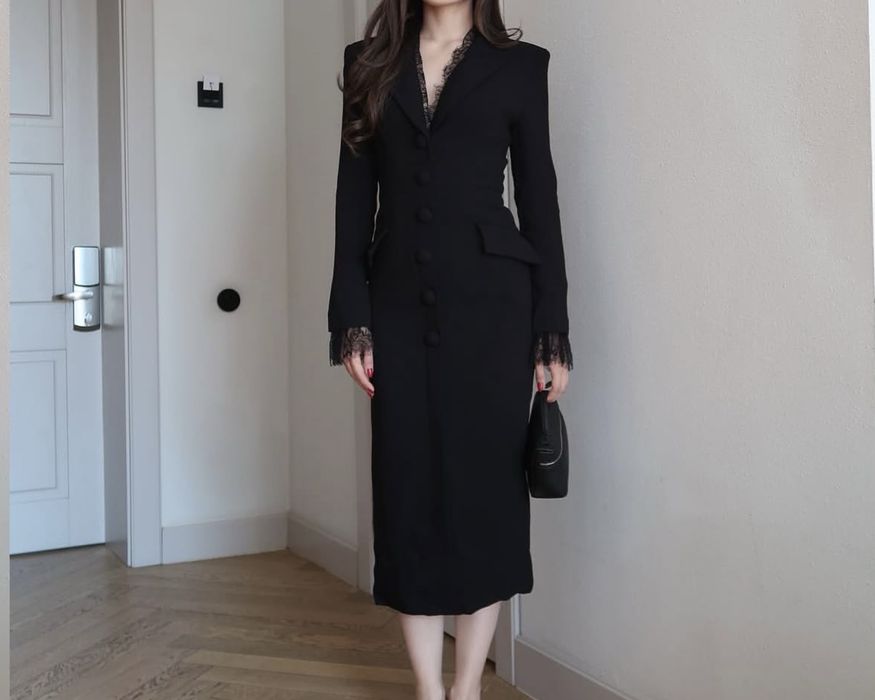 Красивое элегантное платье уступка бар