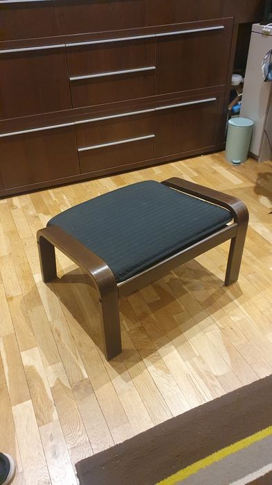 POÄNG
Taburet, maro/Knisa negru