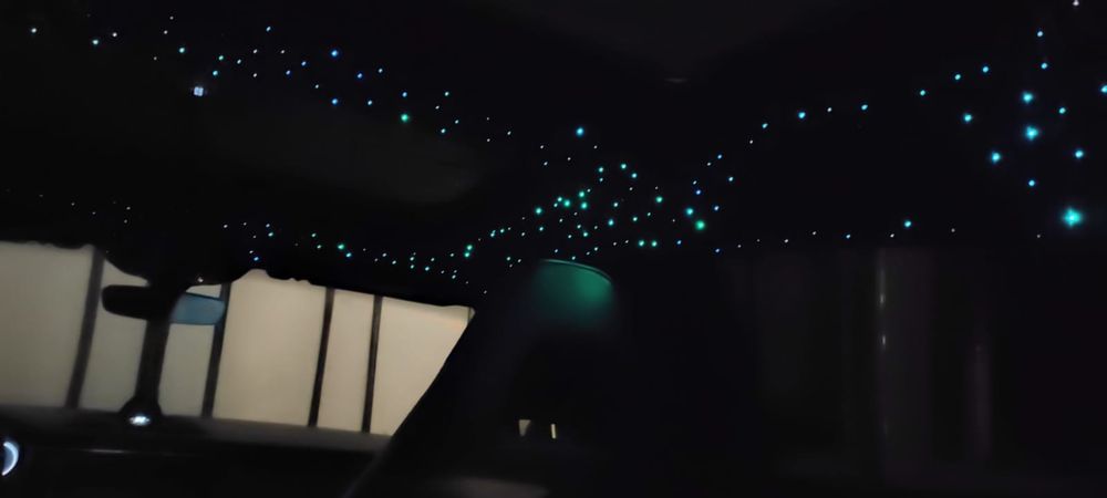 Retapițare plafon/colantari auto/Montaj kit plafon înstelat