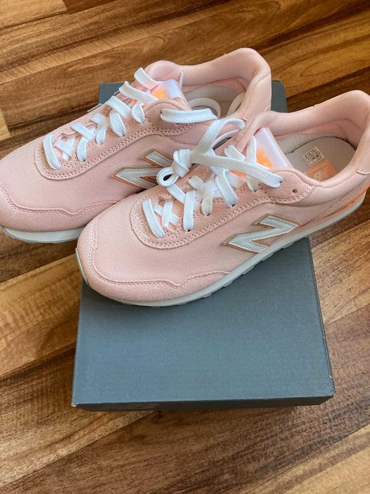 New Balance чисто нови дамски маратонки 37 номер