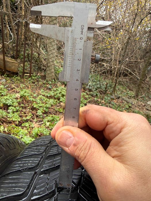 Оригинални джанти 17" на Mazda CX-5 (7Jx17H2) в комплект със зимни гуми.