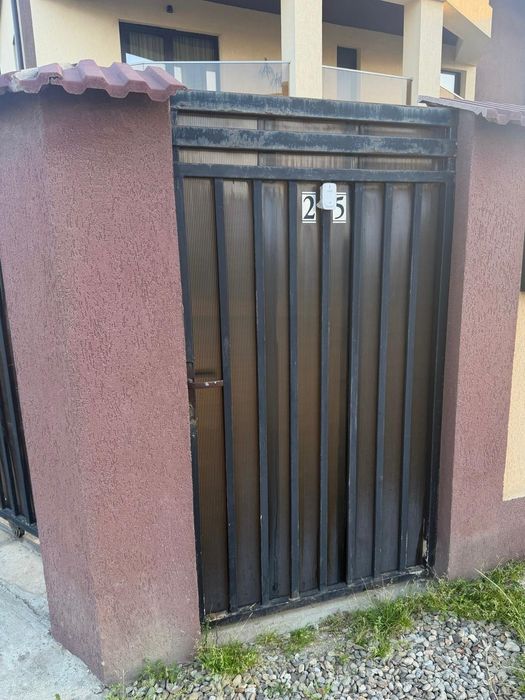 Poarta metalica  culisanta 6 m +poarta acces pietoni 1m