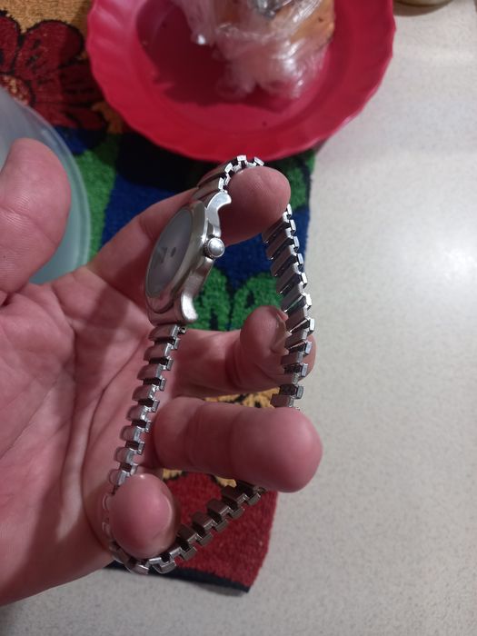 Часовник espirit jump hour 2026 с ластична верижка