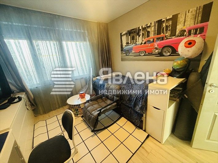 Продава се Четиристаен апартамент в Варна, Виница - 86 кв.м за 2123 €/кв.м - Снимка #10
