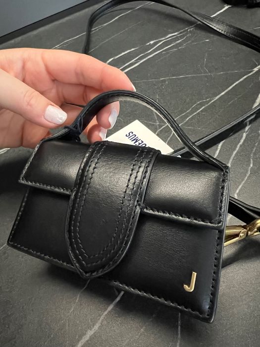 Jacquemus le bambino mini original