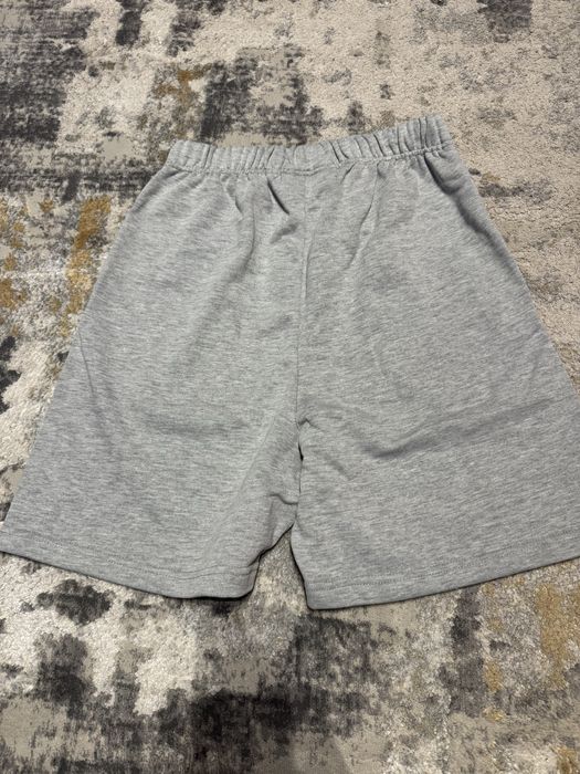 Pantaloni Essentials Feat of god/ Colectia 2026