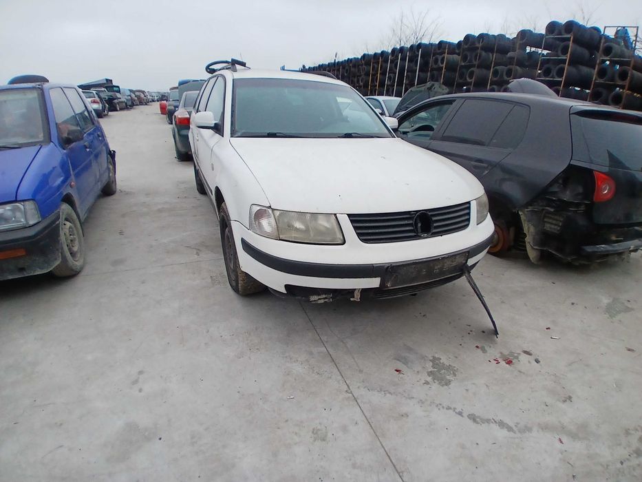 dezmembrez passat b5
