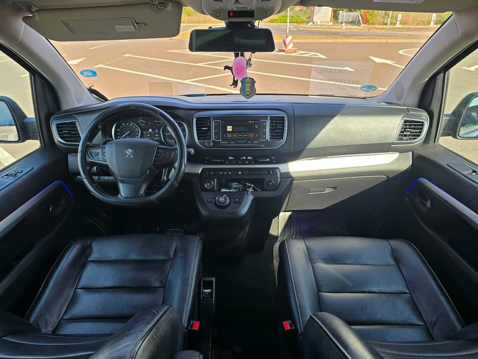 Peugeot Traveller 2.0 HDi an 2021 177 cp 6 locuri
