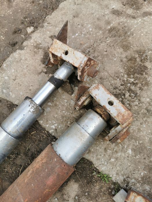 Хидравлични цилиндри