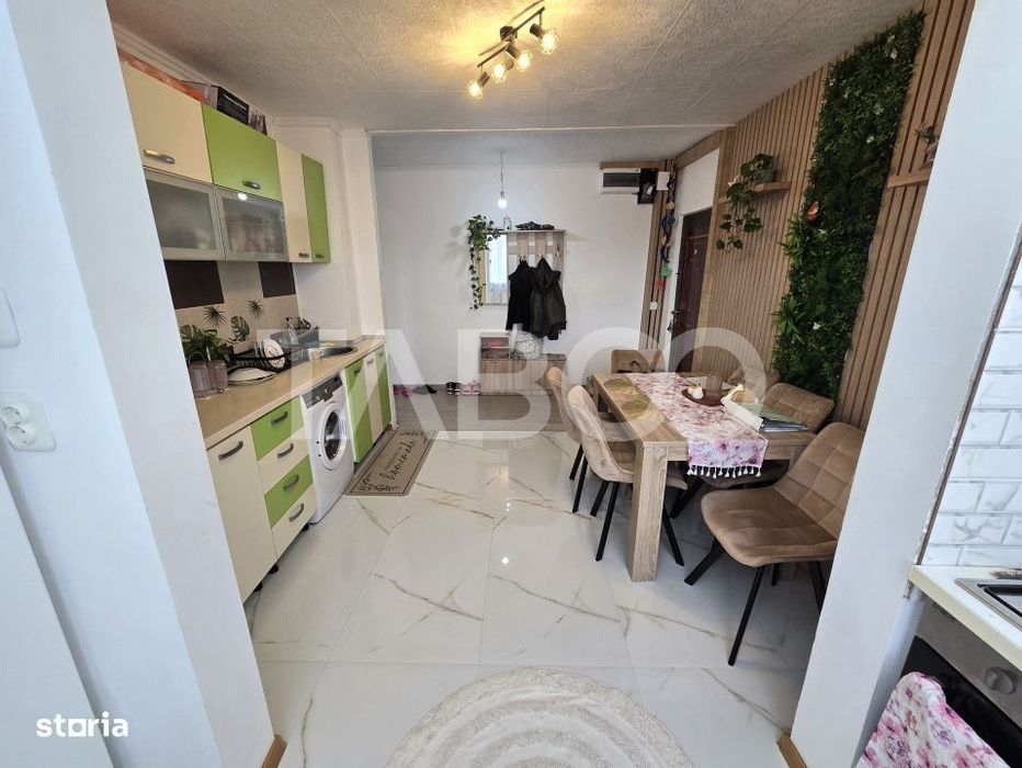 Apartament decomandat de vanzare mobilat pivnita Vasile Aaron Sibiu