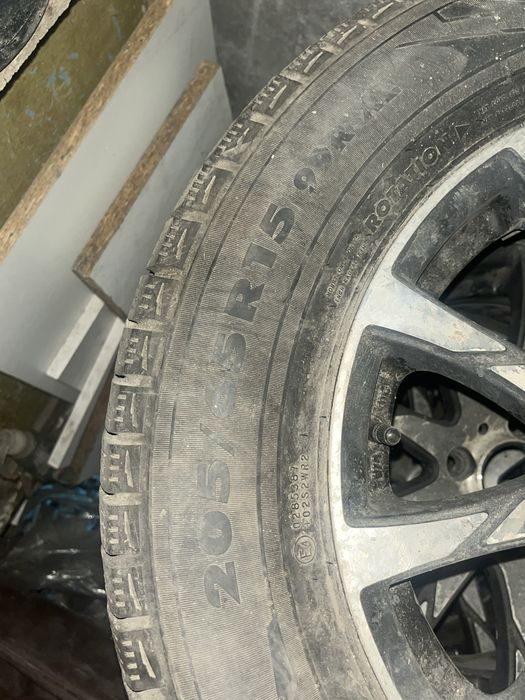 Продам шины………….