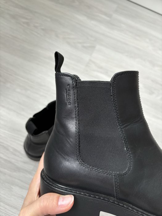 Продам женские Челси