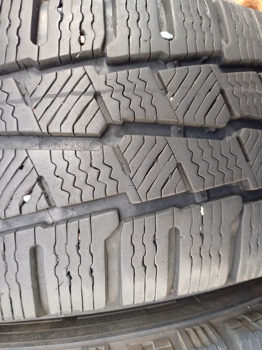 Гуми 215/65/16С Мишелин