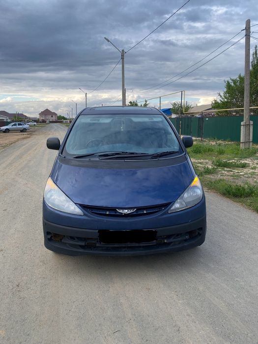 Toyota Эстима 2002