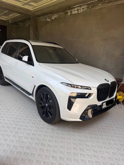 Nasiya savdoga Bmw X7 40i