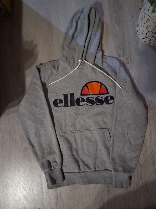 Суичър на ellesse