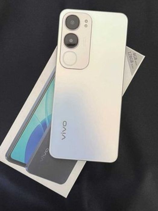 Телефон виво Y19s