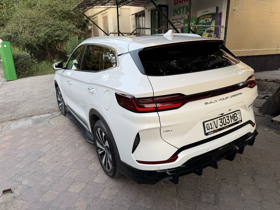 BYD Song Plus Champion DM-i Hybrid (150km) official