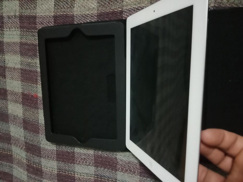 Ipad 2 64 gb 2 ta bor xolati zör