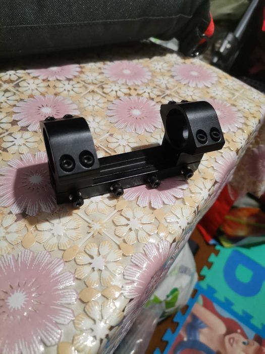 Изнесен монтаж за оптика