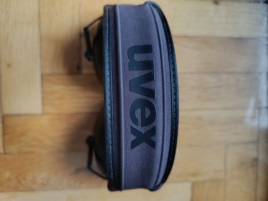 Активни антифони UVEX axsse one  120лв./61.36 evro