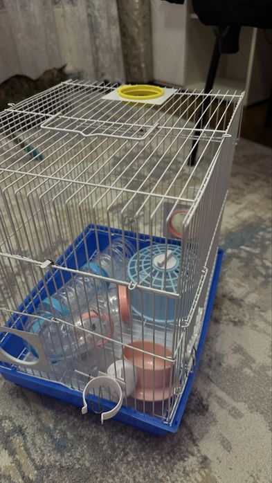 Продам клетку для хомяка