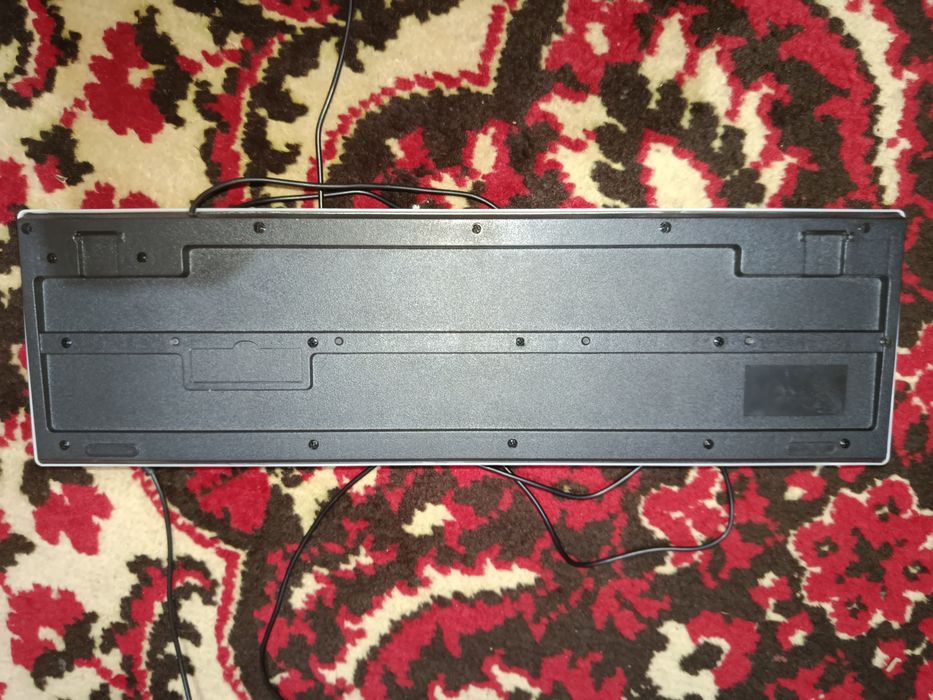 Клавиатура и 2 мышки