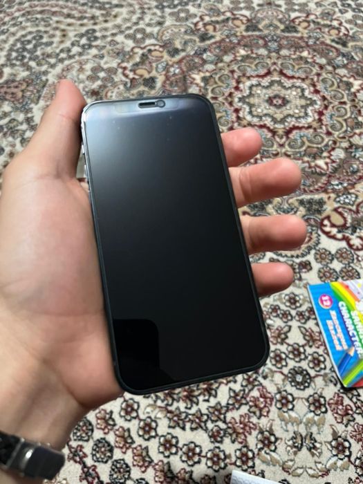 Iphone 12 идеальный как новый