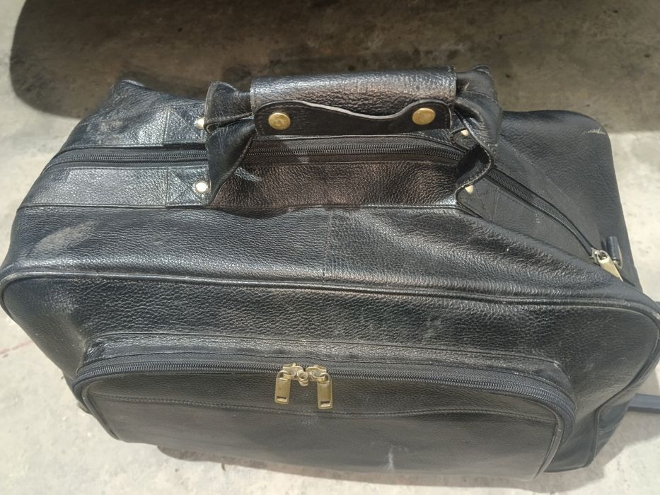 Срочно продам оригинал тележка сумка кожаный