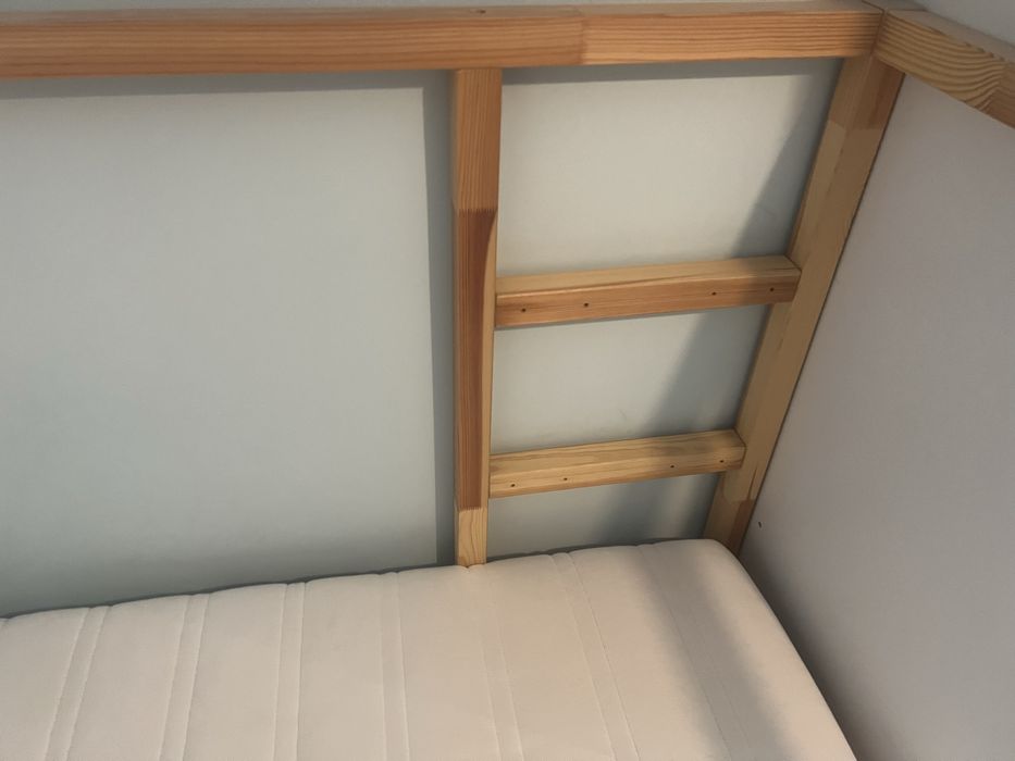 Детско легло IKEA KURA + палатка + матрак MALVIK