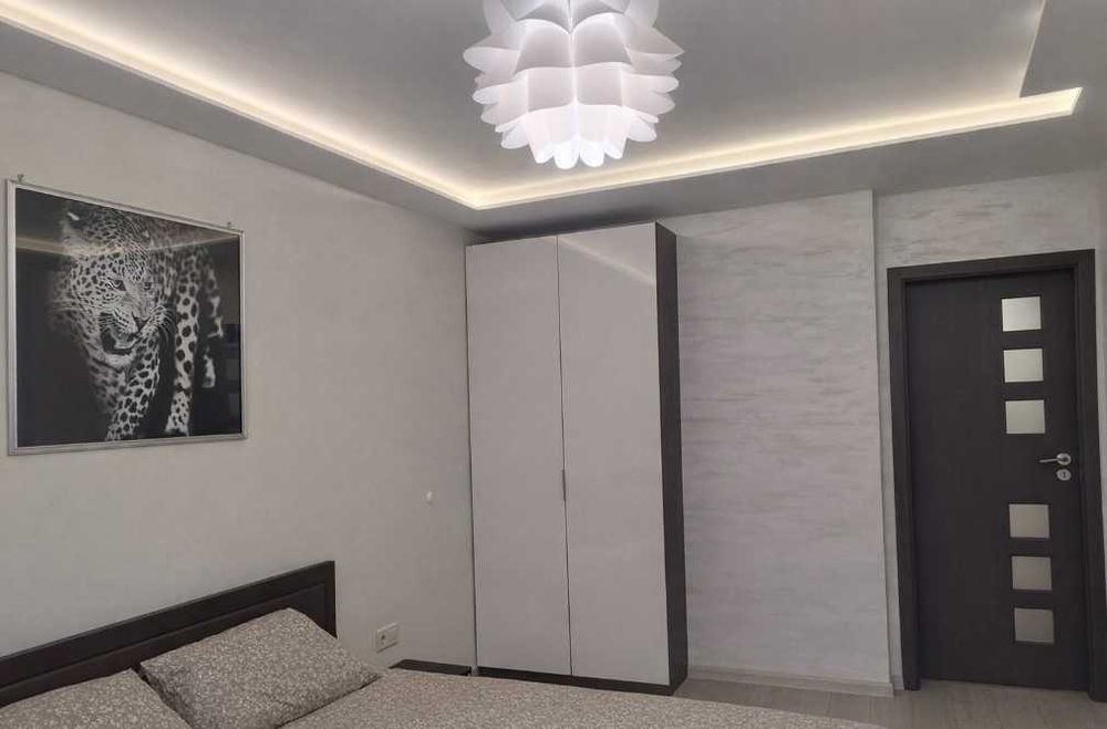 Дава се под наем Двустаен апартамент в София, Център - 75 кв.м за 697.17 € - Снимка #5