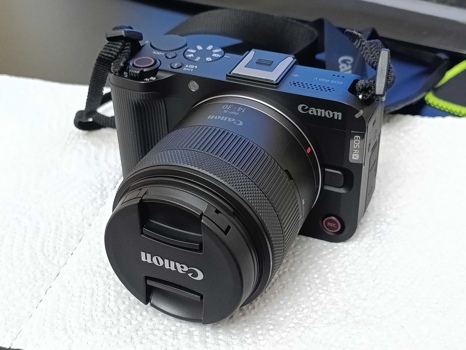 Canon R50V Видеокамера