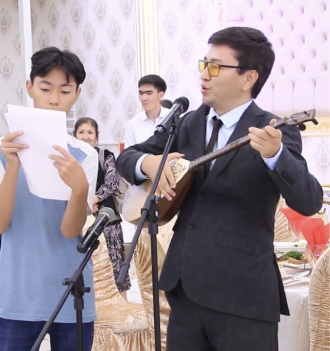 Тамада-шоумен, ведущий’