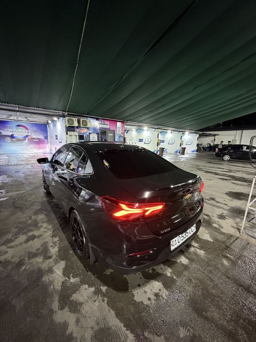 Chevrolet onix premier 2+