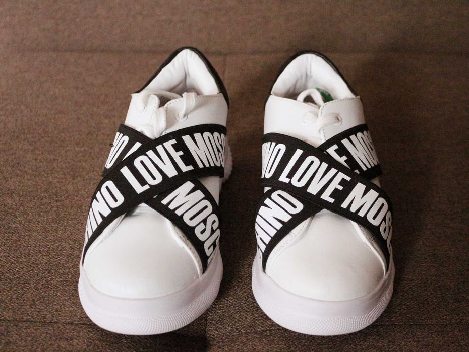 Adidasi/Sneakers LOVE MOSCHINO Dama - Noi/Nepurtati