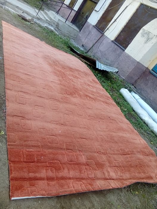 Продаю ленолеум ковралан